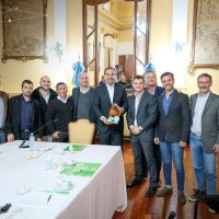 EL POLO IT CORRIENTES SE REUNIÓ CON EL GOBERNADOR GUSTAVO VALDES