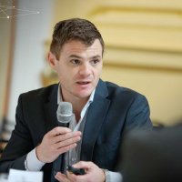 EL POLO IT CORRIENTES SE REUNIÓ CON EL GOBERNADOR GUSTAVO VALDES