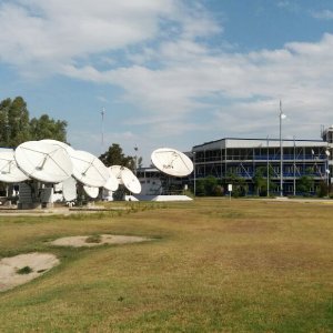 POLO IT CORRIENTES SE REÚNE CON EL BID, IBM Y VISITA ARSAT